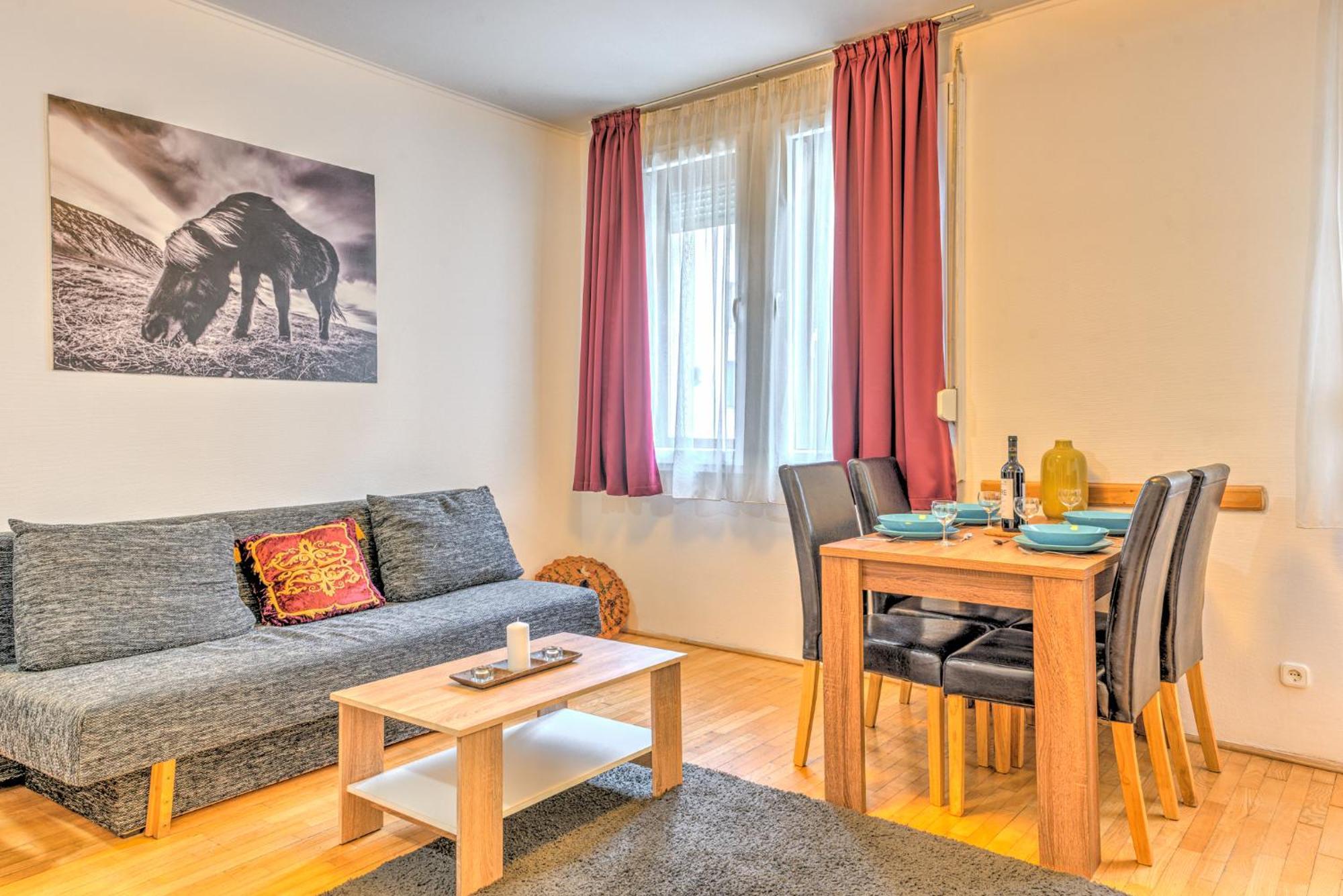 Central Downtown Apartments Budapest Ngoại thất bức ảnh
